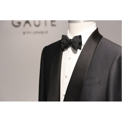 SW7818 by Gaute Bespoke